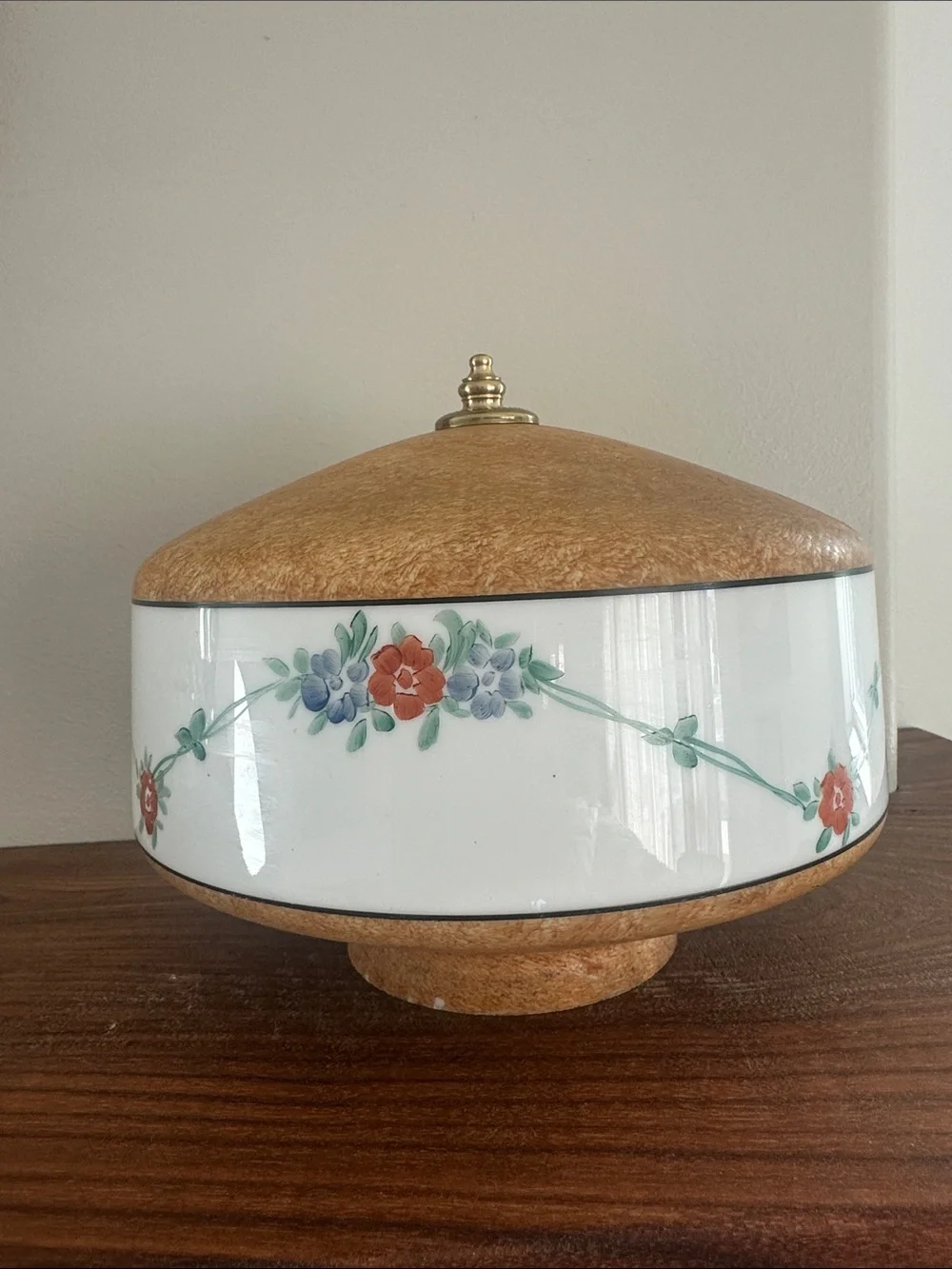 Vintage Mid-Century Scavo Art Glass Lamp Shade - Reverse Painted Floral Garland